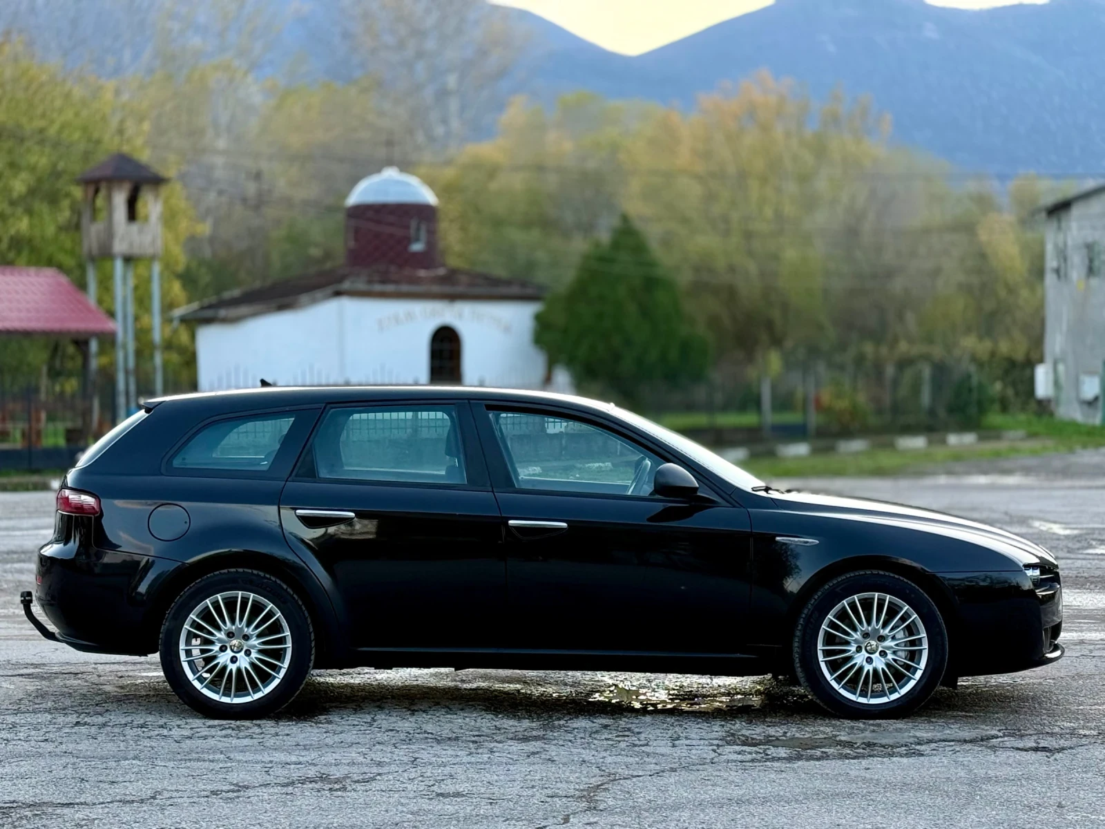 Alfa Romeo 159 sportwagon 1.9JTD* Navi* TOP | Mobile.bg   4