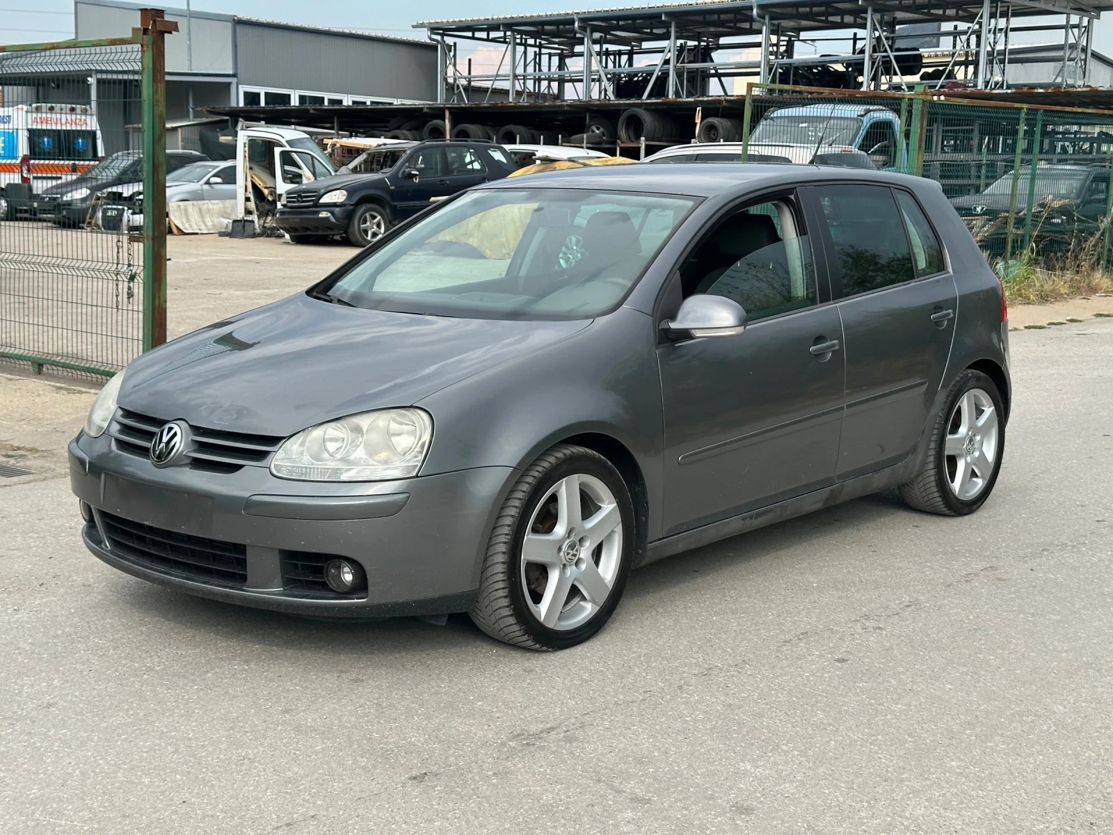 VW Golf 2.0TDI, снимка 3 - Автомобили и джипове - 53836614