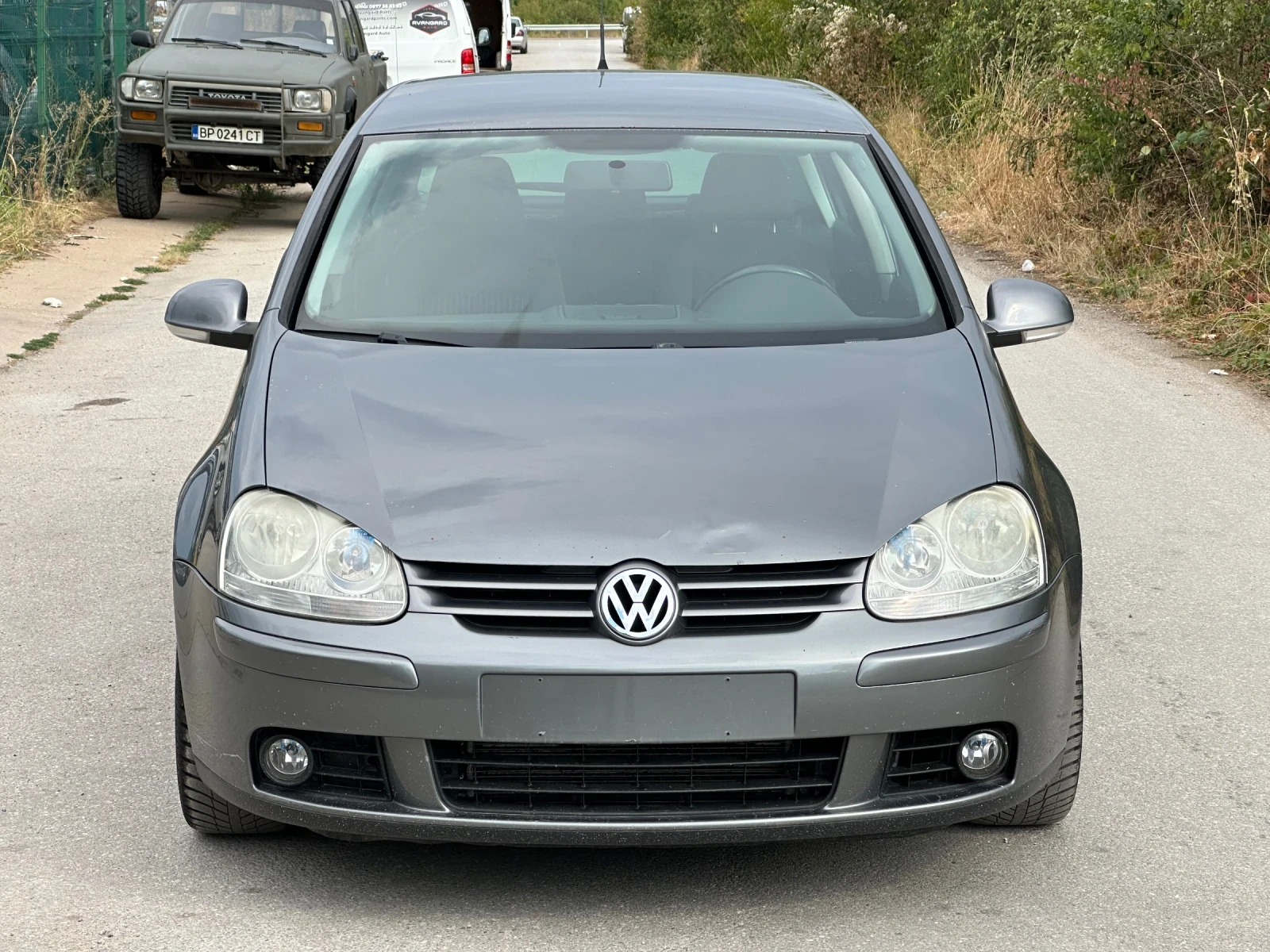 VW Golf 2.0TDI, снимка 2 - Автомобили и джипове - 53836614