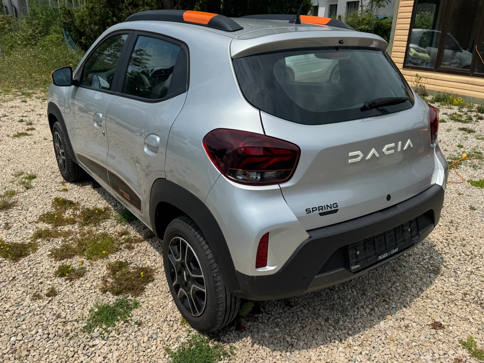 Dacia Spring Expression , снимка 4 - Автомобили и джипове - 54641857
