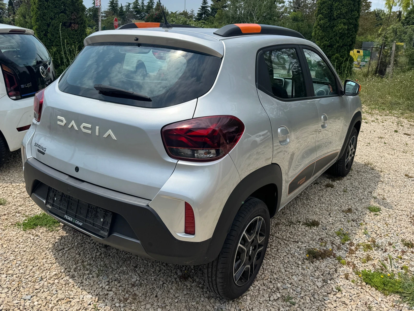 Dacia Spring Expression , снимка 6 - Автомобили и джипове - 54641857