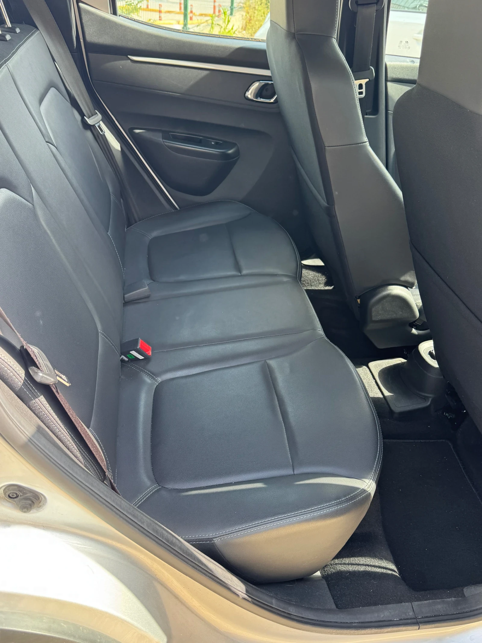 Dacia Spring Expression , снимка 11 - Автомобили и джипове - 54641857
