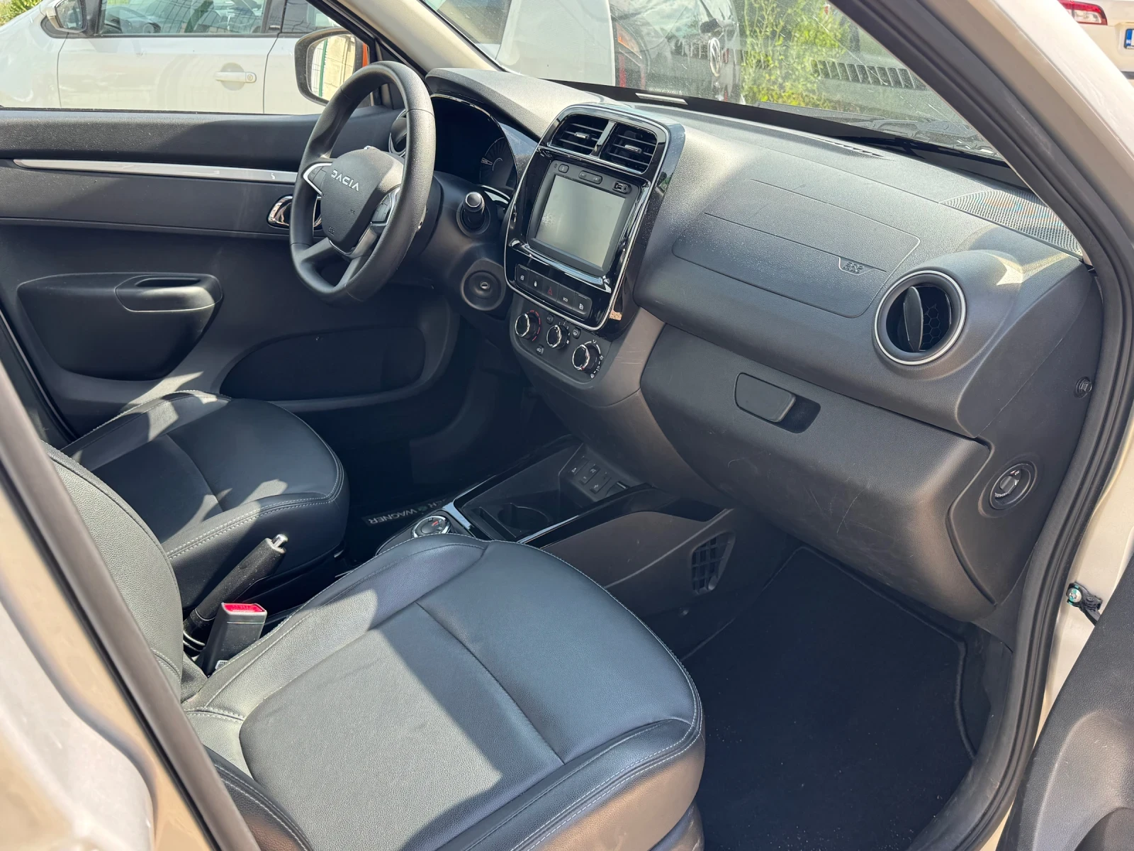 Dacia Spring Expression , снимка 10 - Автомобили и джипове - 54641857