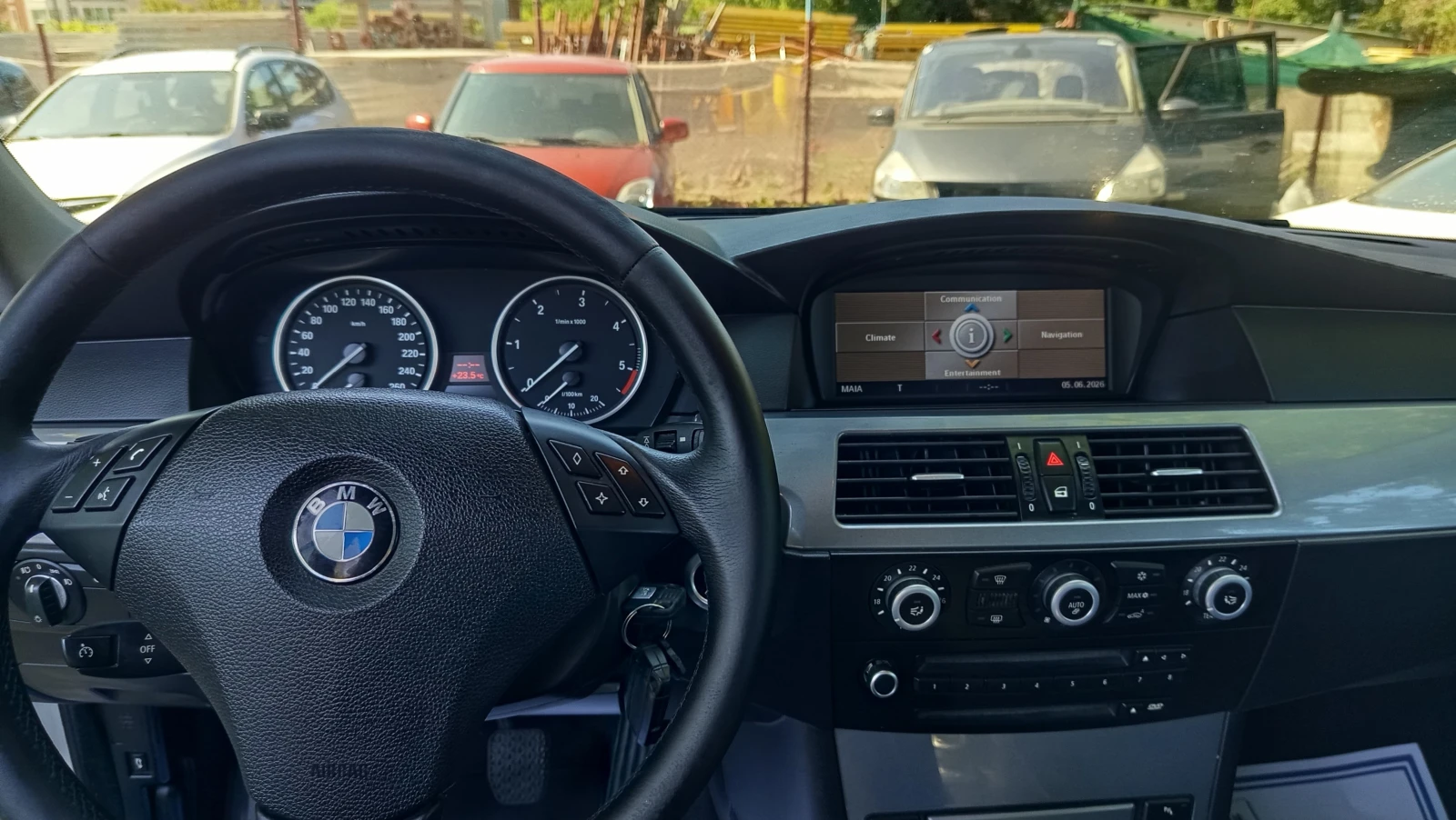 BMW 525 525 3.0D 197PS РЪЧКА FACELIFT , снимка 17 - Автомобили и джипове - 54856755