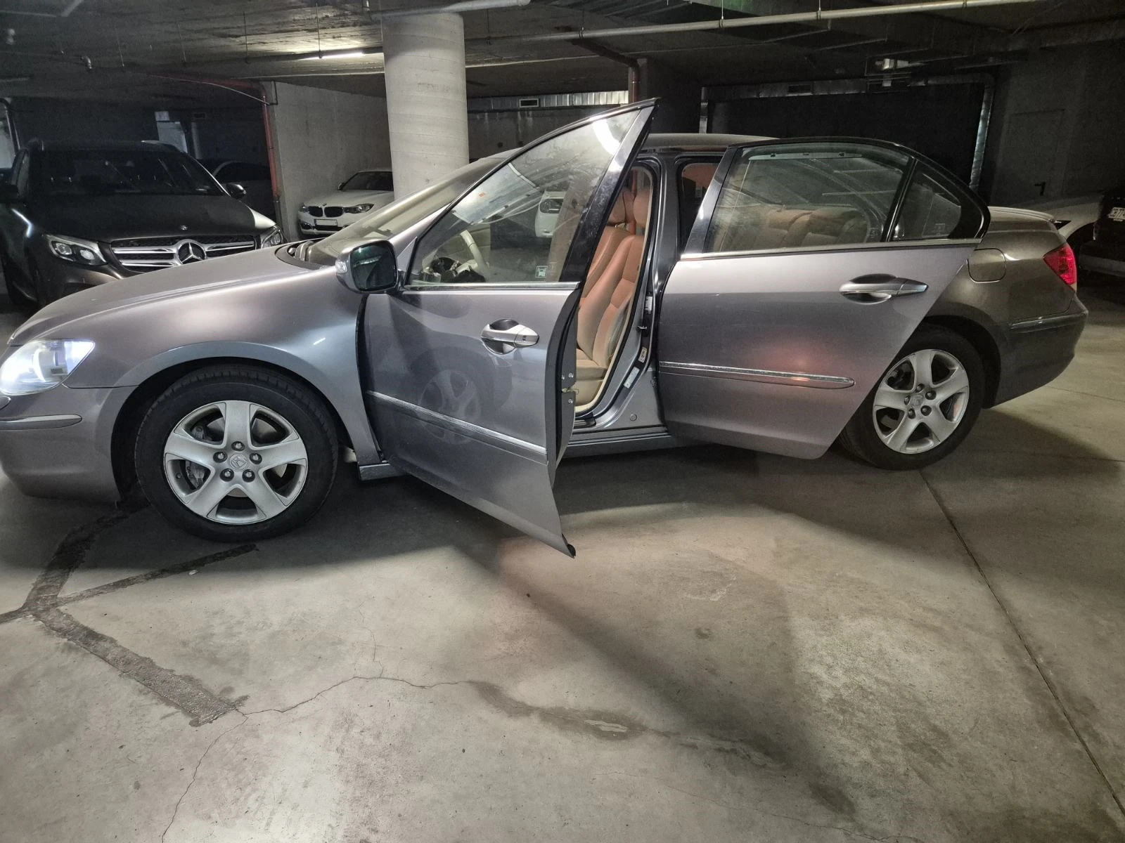 Honda Legend, снимка 5 - Автомобили и джипове - 54909335