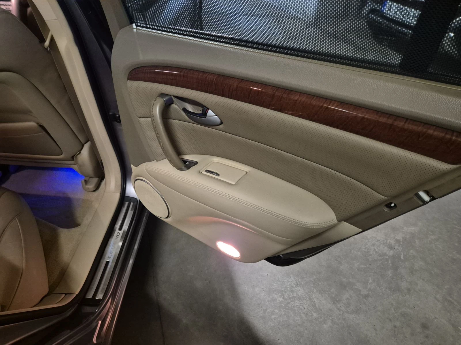 Honda Legend, снимка 13 - Автомобили и джипове - 54909335
