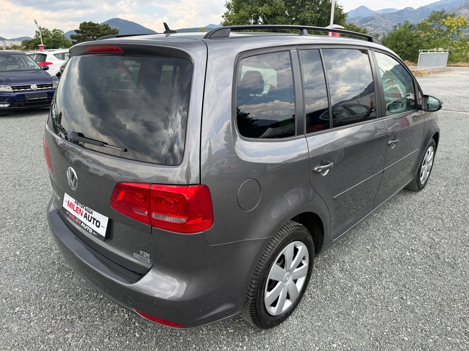 VW Touran (KATO НОВА)^(7-МЕСТА), снимка 6 - Автомобили и джипове - 55205963