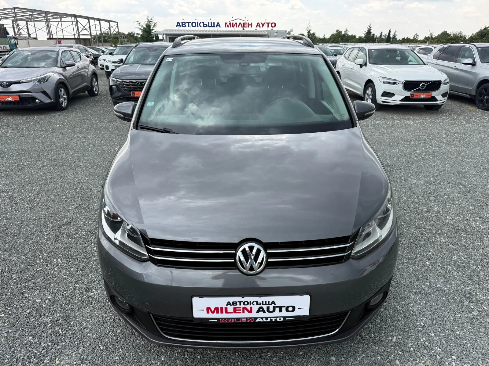 VW Touran (KATO НОВА)^(7-МЕСТА), снимка 2 - Автомобили и джипове - 55205963