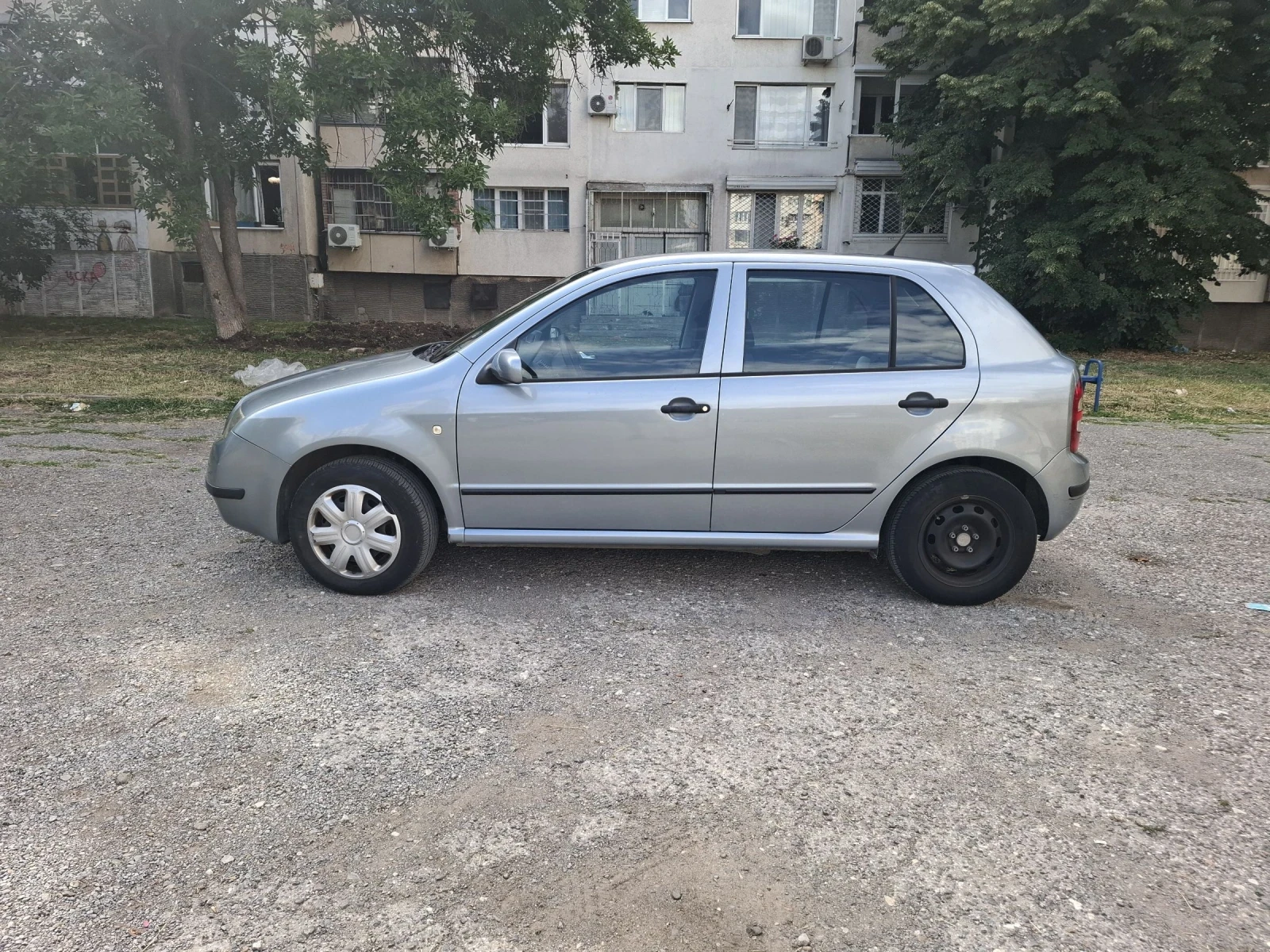 Skoda Fabia 1.4 16v 74 k.c, снимка 7 - Автомобили и джипове - 55427940