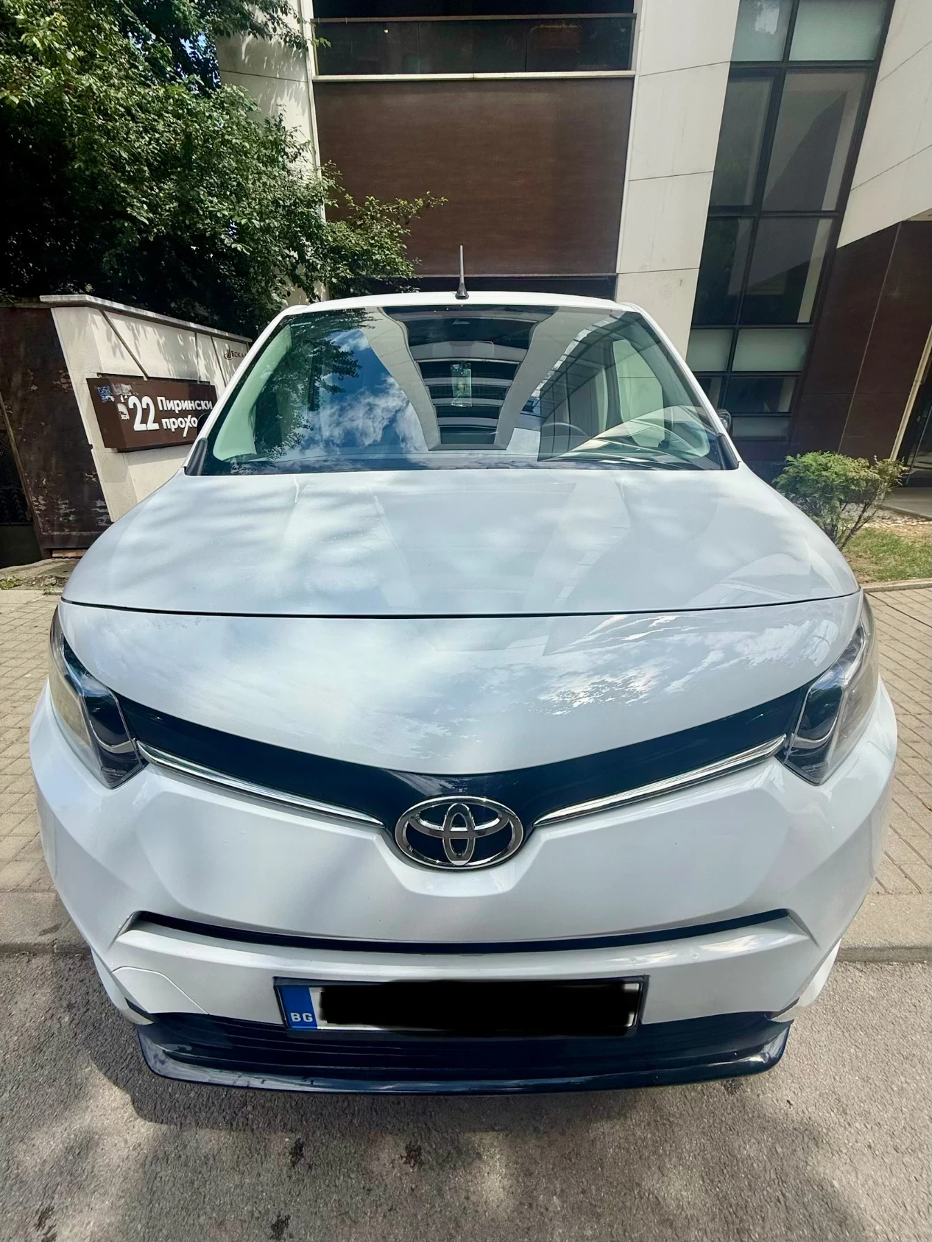 Toyota Proace City Verso Автомат/МаксиБаза/2пл.врати/ЧистоНова