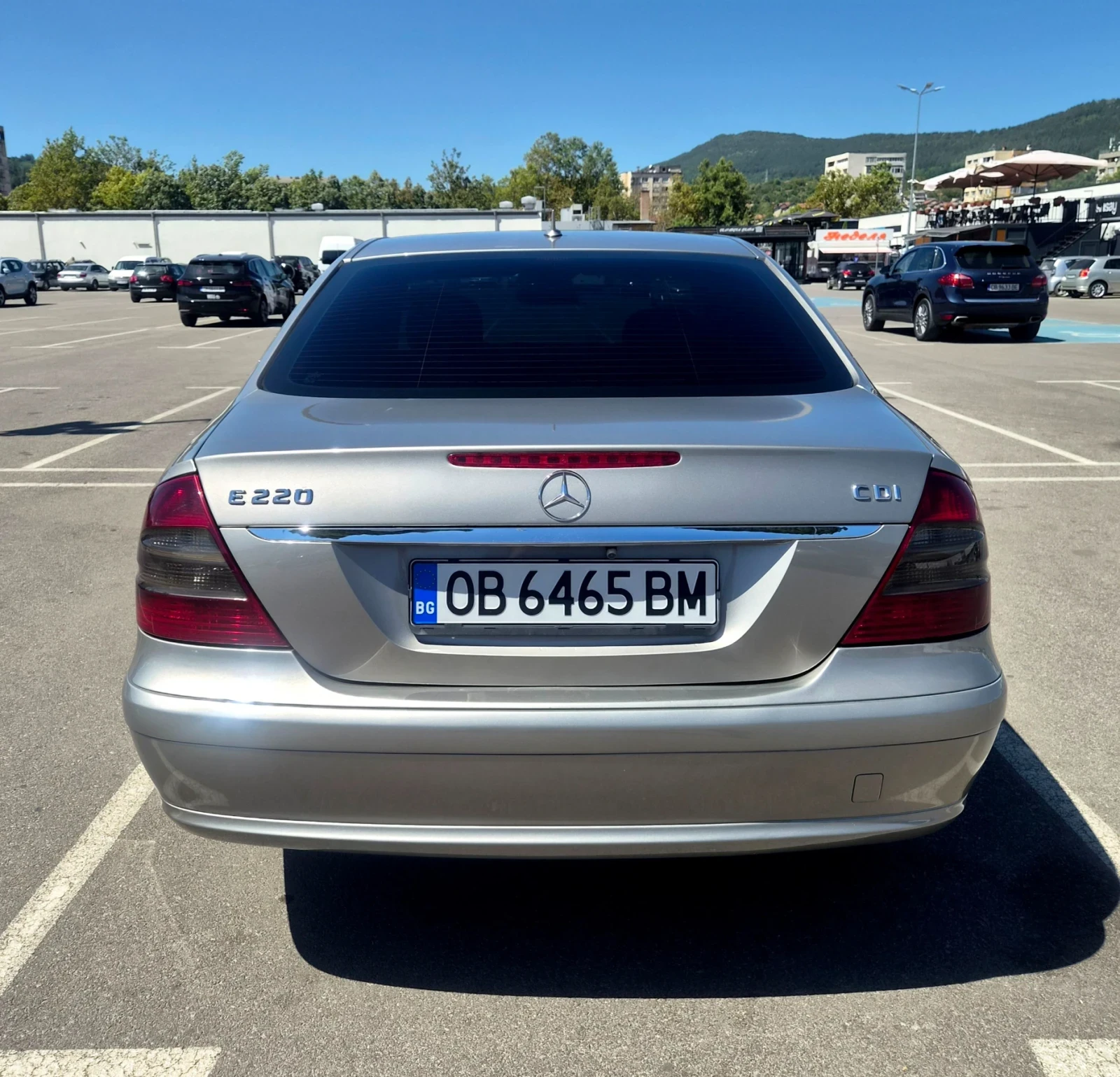 Mercedes-Benz E 220  w211 Facelift , снимка 5 - Автомобили и джипове - 55729600
