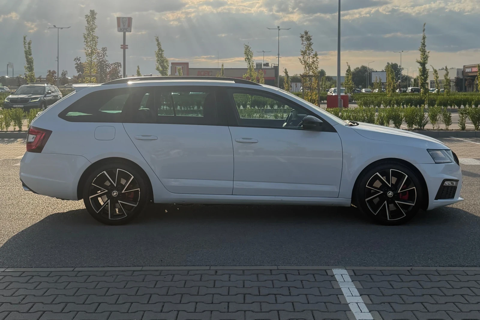 Skoda Octavia Внос от ШВЕЙЦАРИЯ,  FaceLift, FinalEdition, снимка 2 - Автомобили и джипове - 55931826
