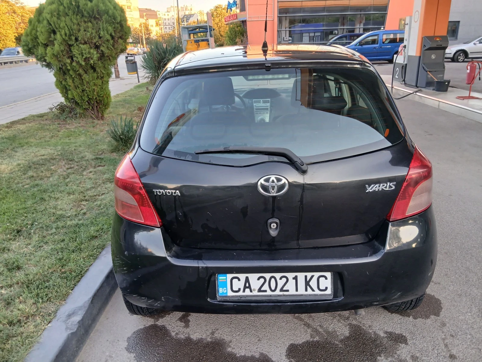 Toyota Yaris 1.3vvti, снимка 6 - Автомобили и джипове - 55985723
