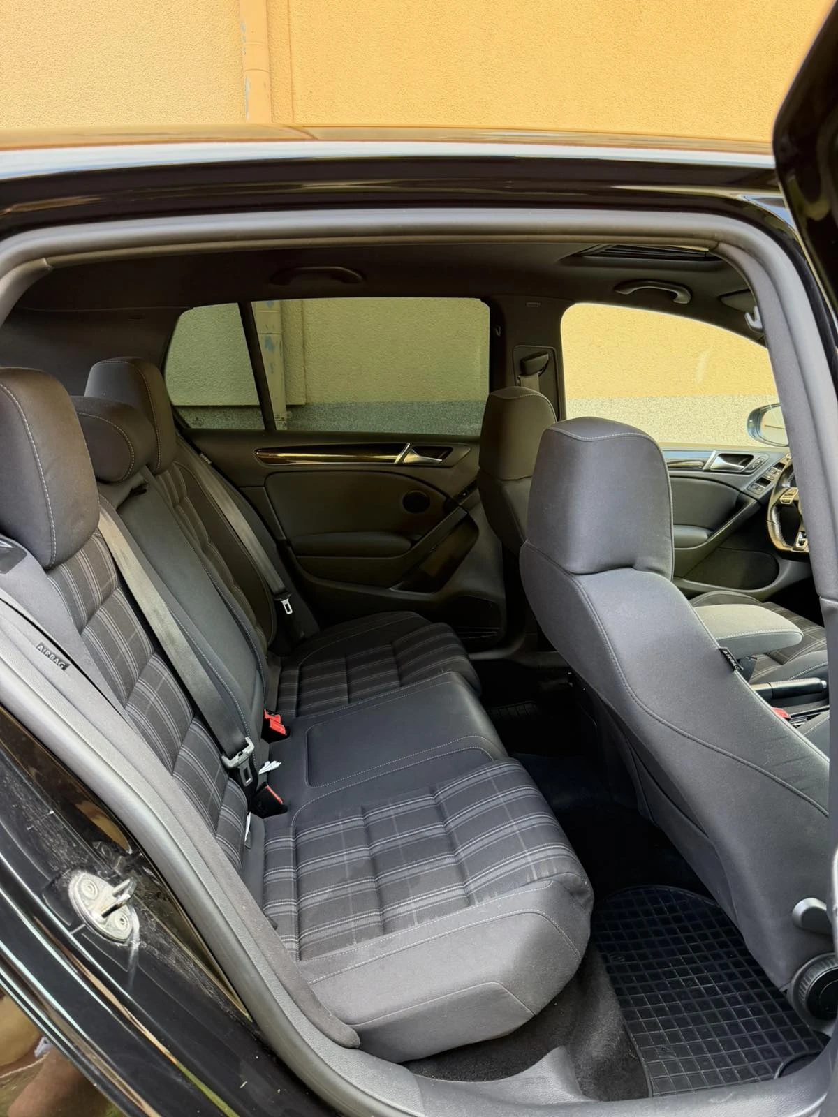 VW Golf GTD, снимка 8 - Автомобили и джипове - 56237645