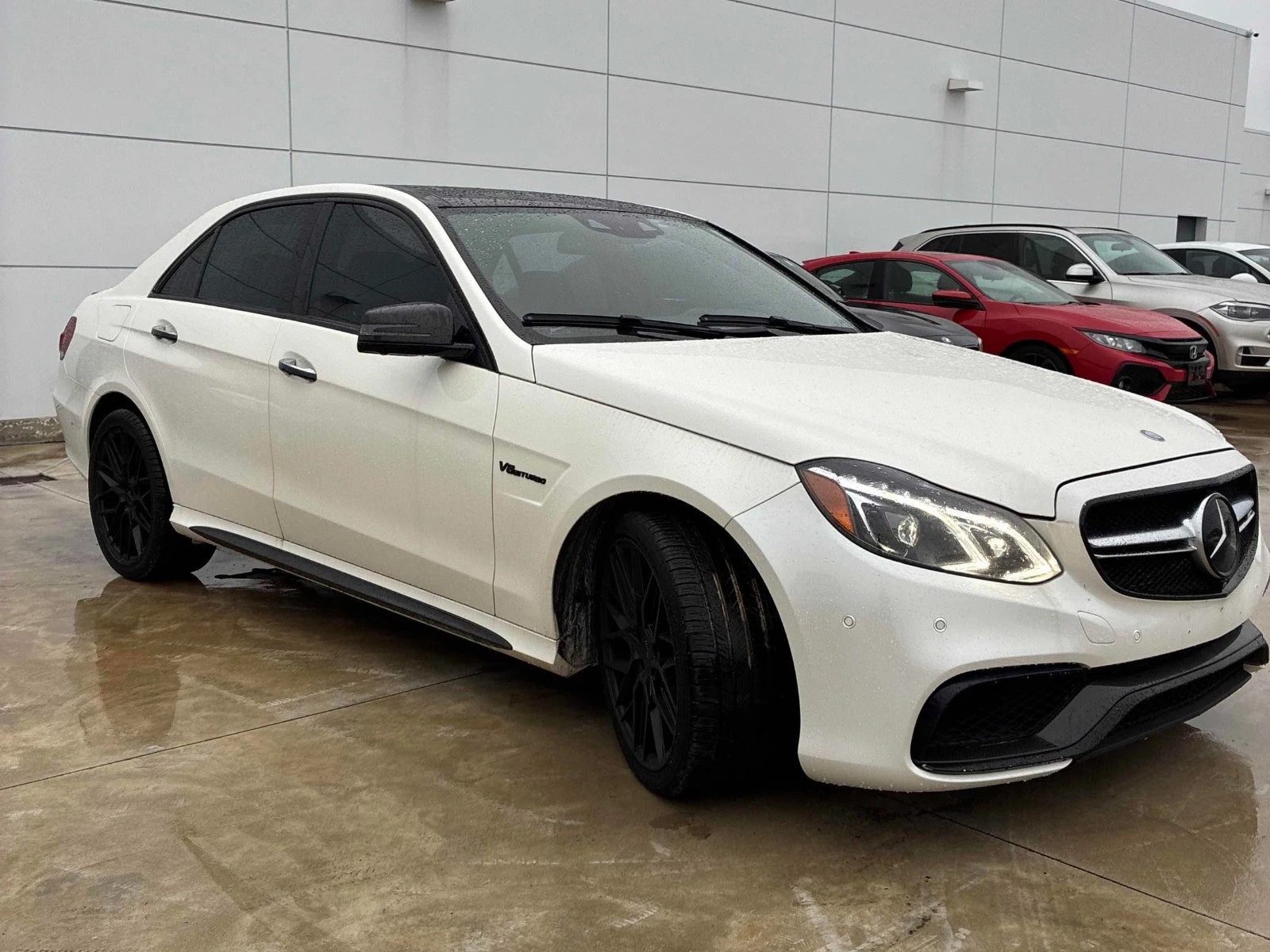 Mercedes-Benz E 63 AMG | S | Цена до България & АвтоКредит, снимка 3 - Автомобили и джипове - 56250553