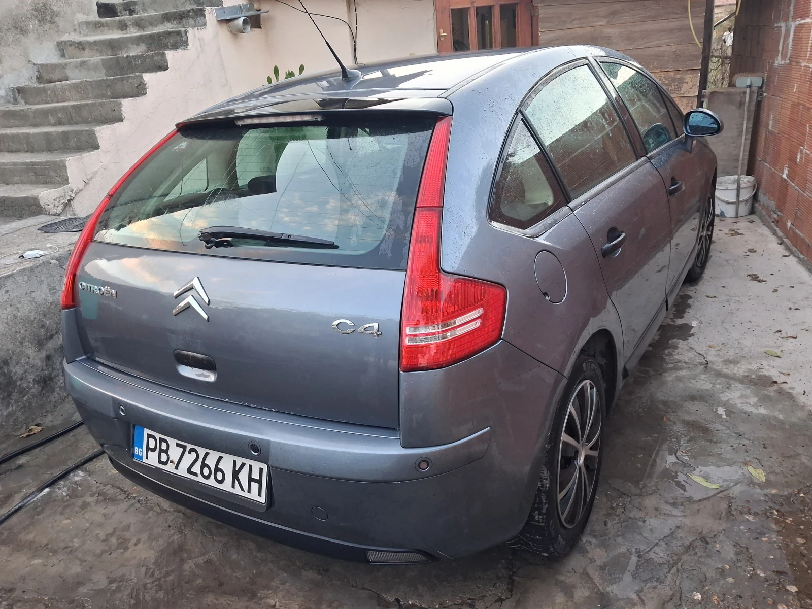 Citroen C4 1.4, снимка 6 - Автомобили и джипове - 56298382