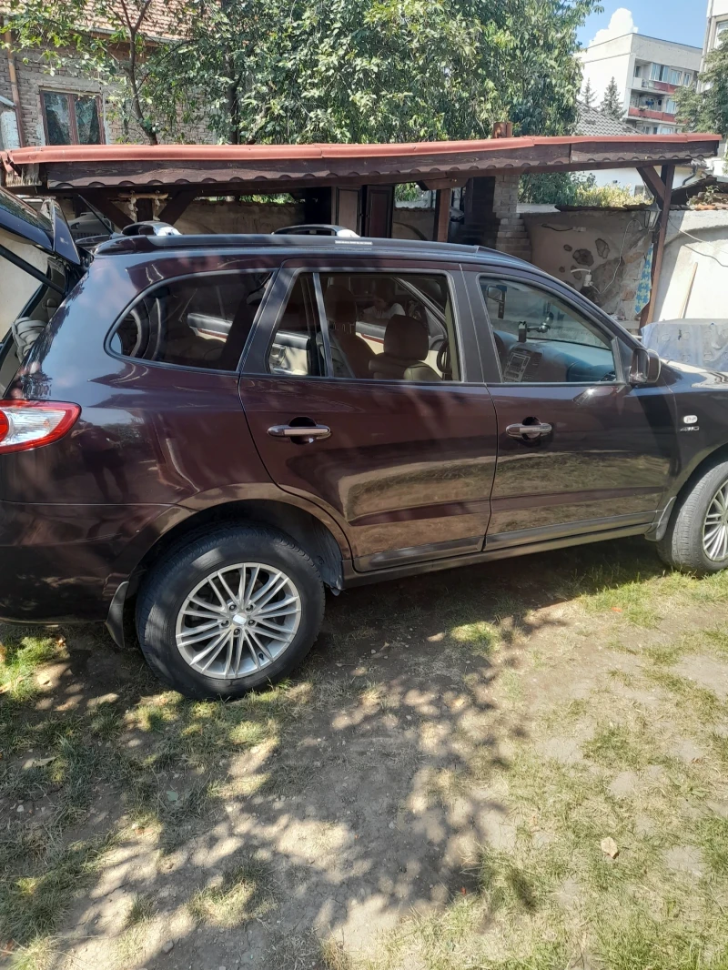 Hyundai Santa fe 2.7 бензин с газов ижекцьн. , снимка 2 - Автомобили и джипове - 47942516