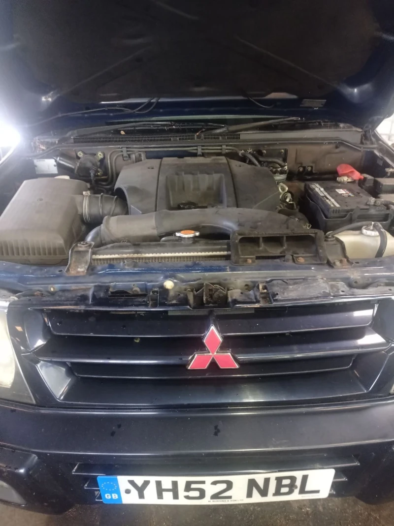 Mitsubishi Pajero, снимка 5 - Автомобили и джипове - 51851700