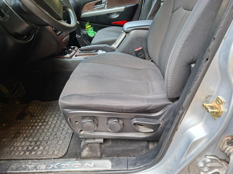 SsangYong Rexton, снимка 11 - Автомобили и джипове - 52368753