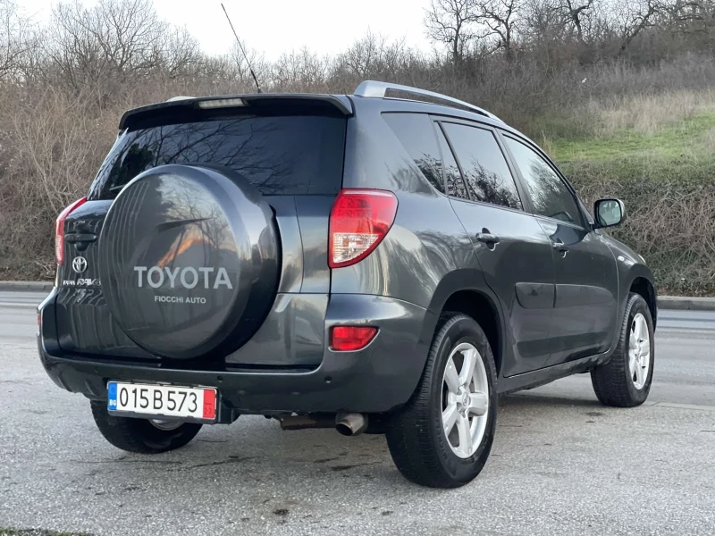 Toyota Rav4 2.0VVTI, 152кс, 4х4, КОЖА, TV, ИТАЛИЯ, снимка 4 - Автомобили и джипове - 53153833