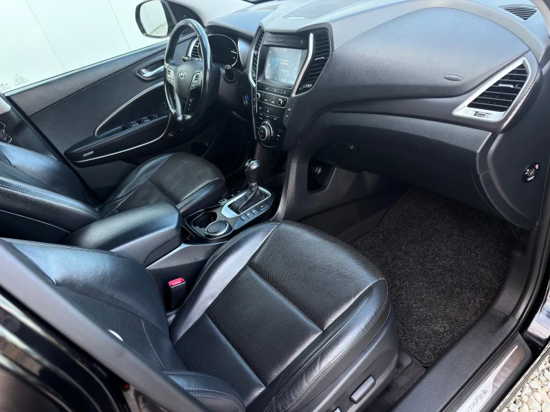 Hyundai Santa fe Premium 2.2CRDi Facelift 4x4/Full/Сервизна история, снимка 12 - Автомобили и джипове - 53405921