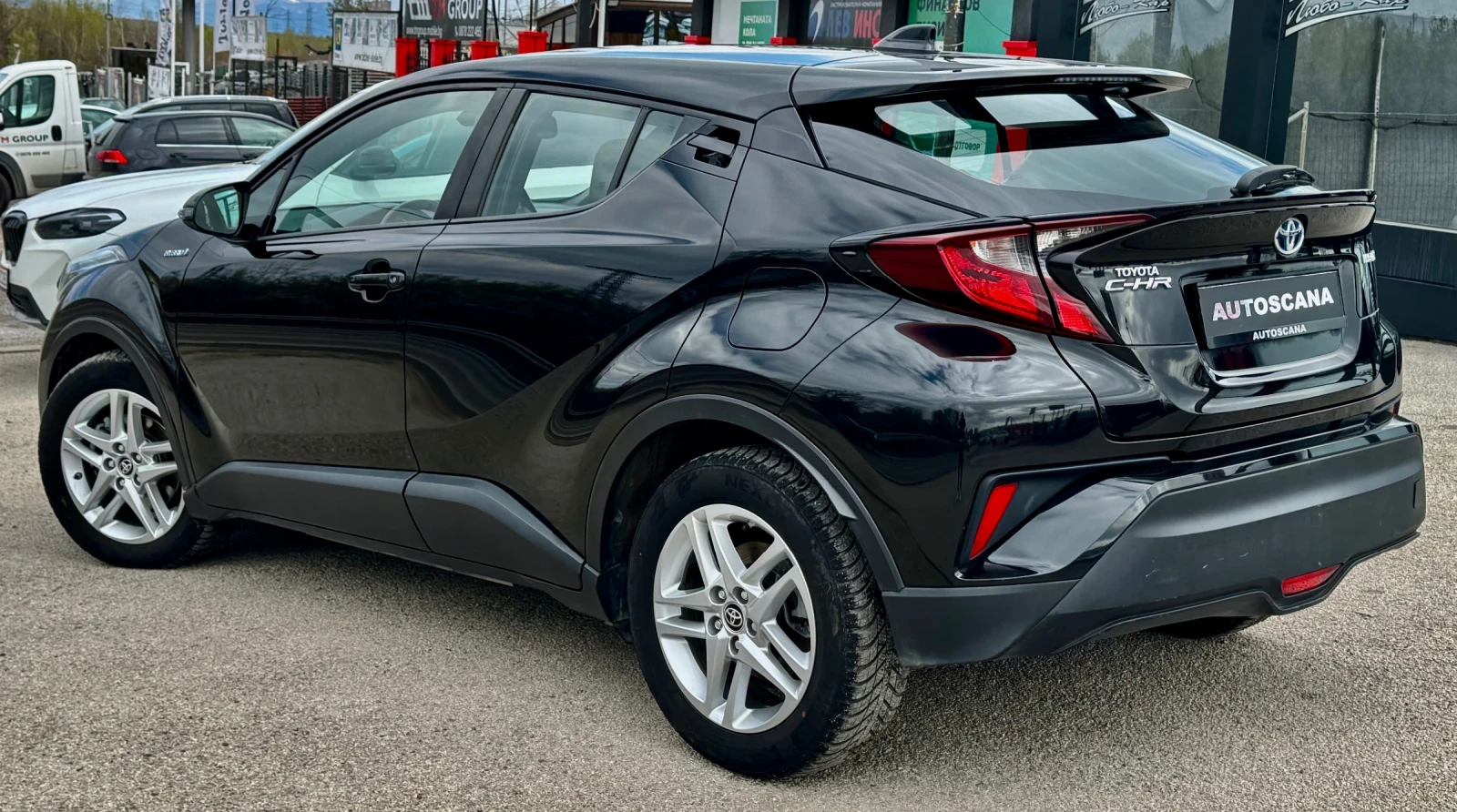 Toyota C-HR 1.8 Hybrid-FACE - изображение 5