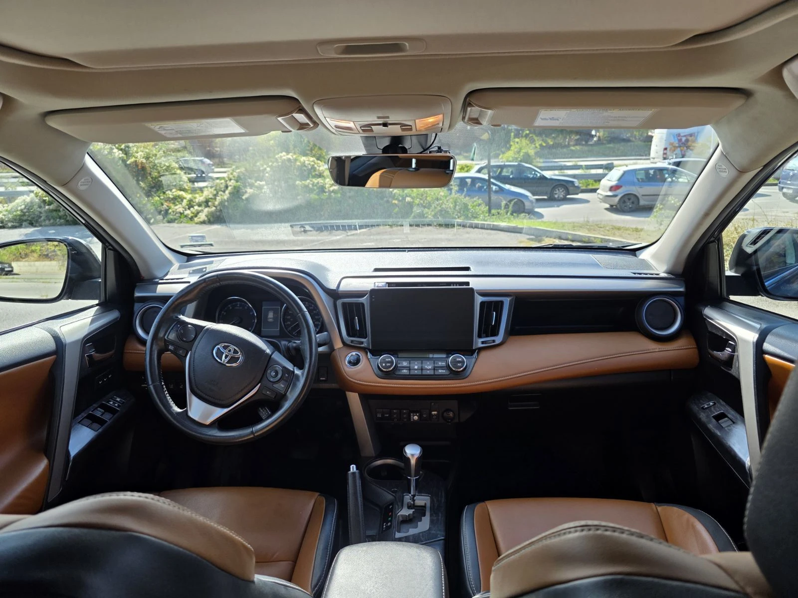 Toyota Rav4  2.5 4х4 Безин/LPG Platinium - изображение 8