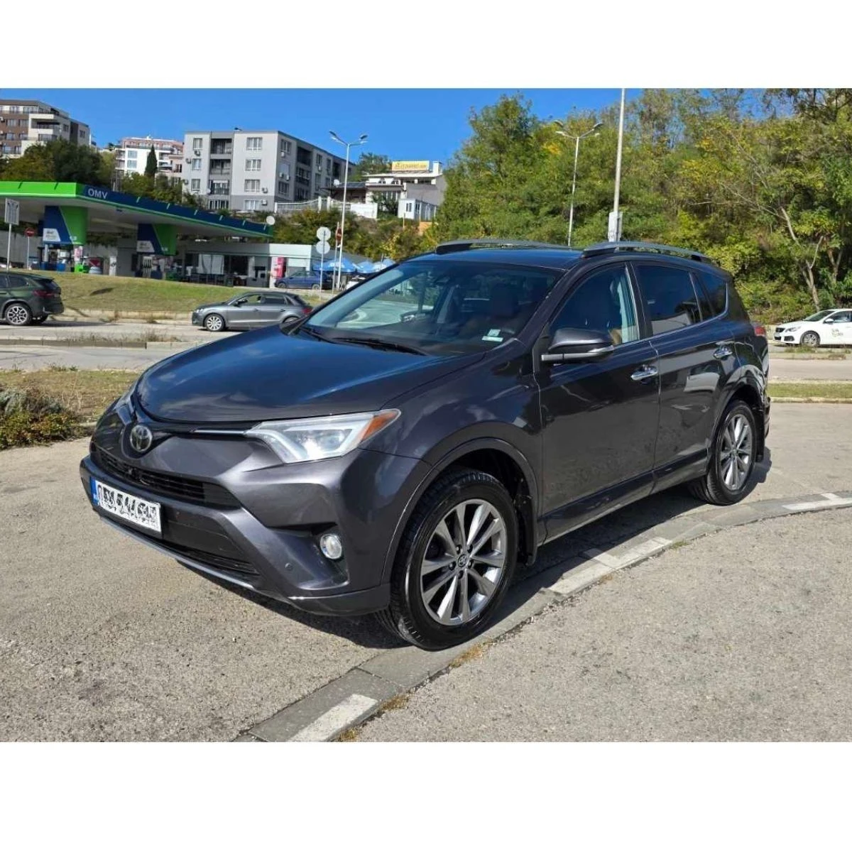 Toyota Rav4  2.5 4х4 Безин/LPG Platinium - изображение 2