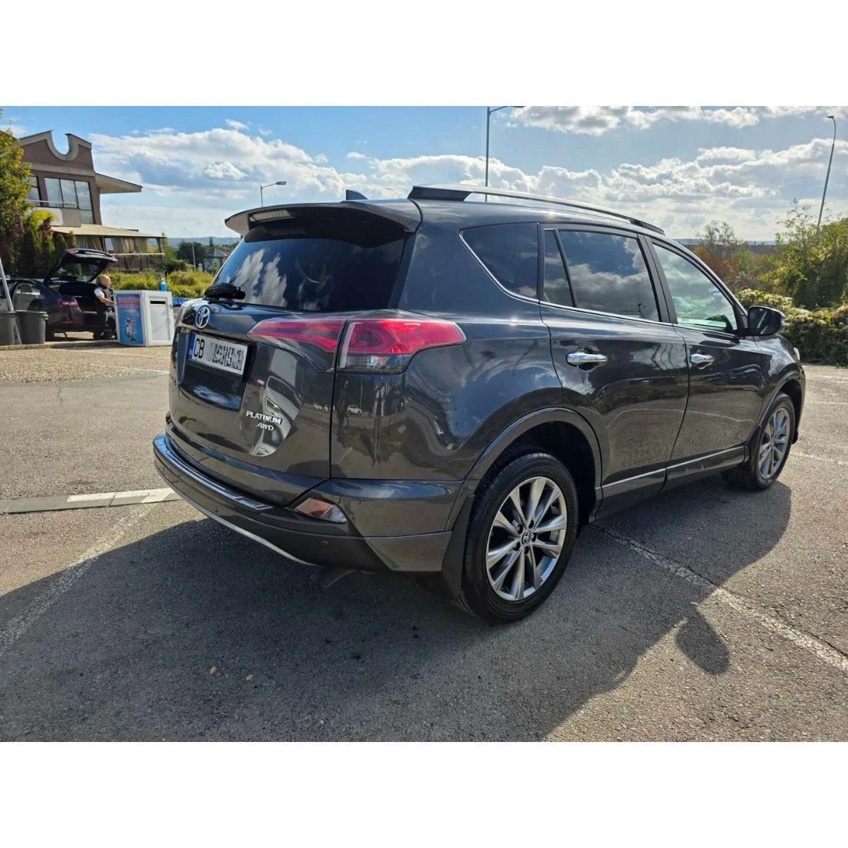 Toyota Rav4  2.5 4х4 Безин/LPG Platinium - изображение 3