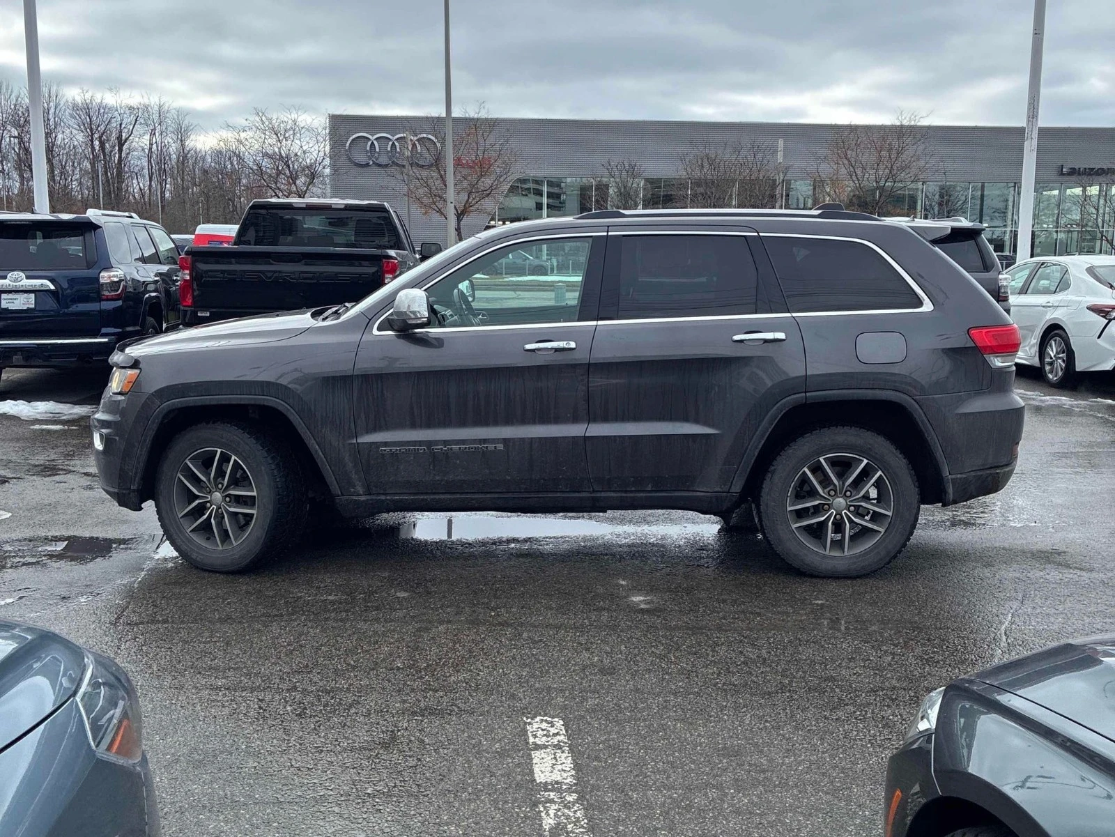 Jeep Grand cherokee LIMITED CARFAX АВТО КРЕДИТ  - изображение 2