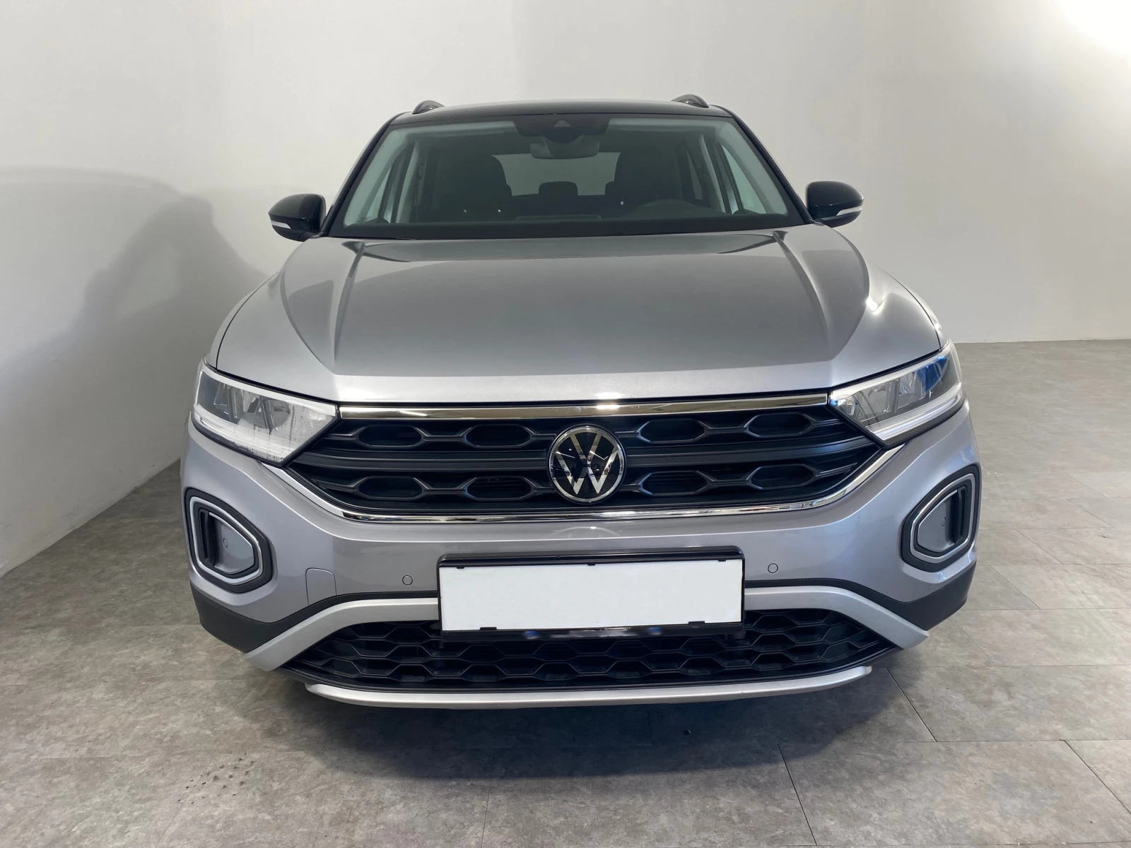 VW T-Roc 2.0 TDI DSG Life LED - изображение 2
