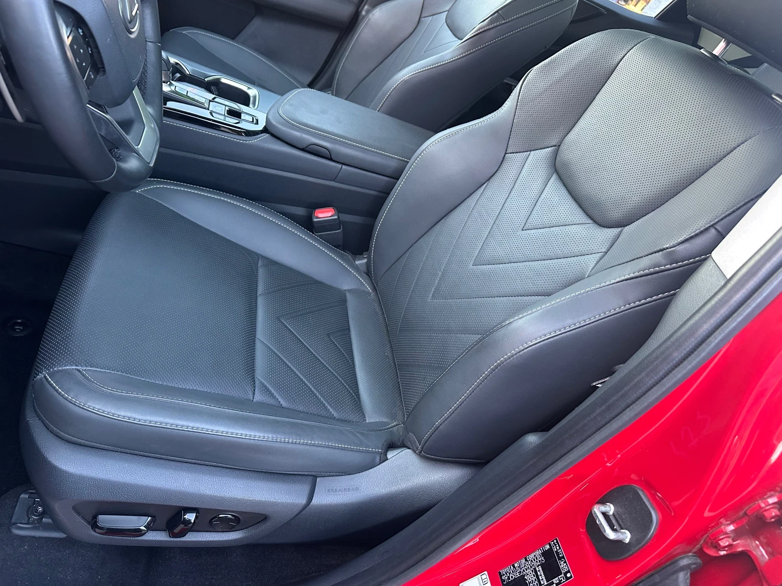 Lexus NX 350h, снимка 13 - Автомобили и джипове - 53728082