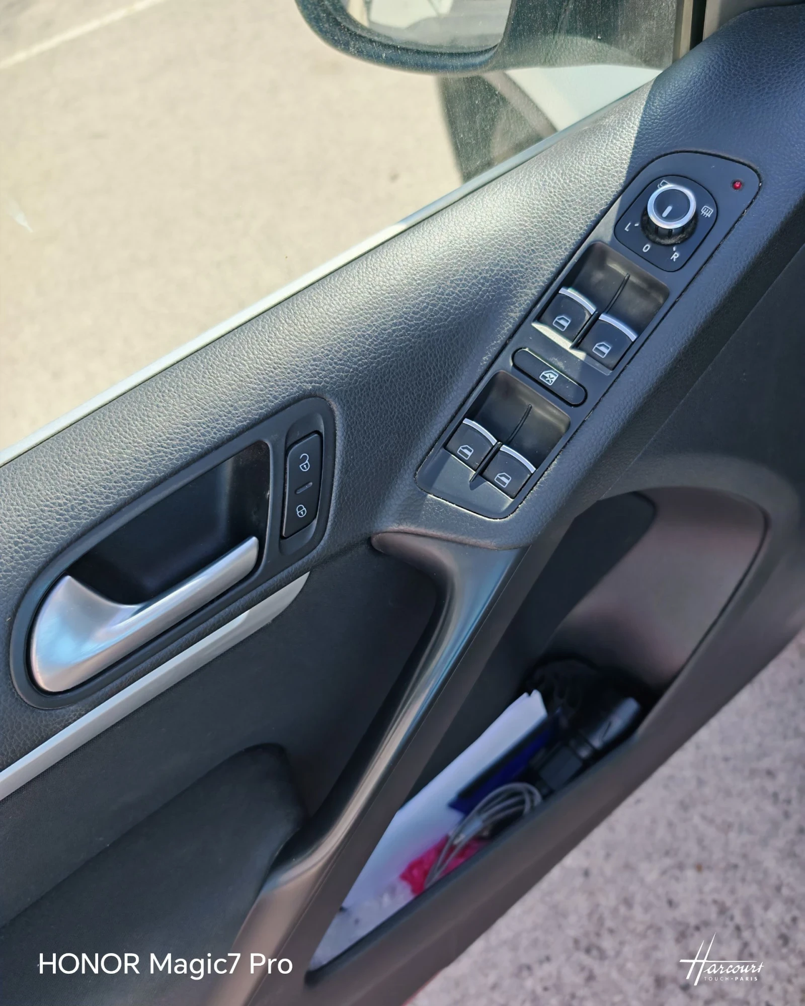 VW Tiguan 2.0 TDI 4MOTION 140к.с., снимка 13 - Автомобили и джипове - 53823594