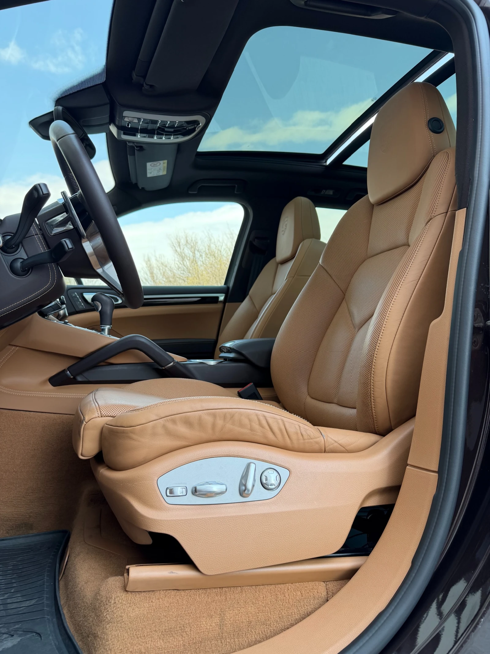 Porsche Cayenne S E-Hybrid, снимка 6 - Автомобили и джипове - 53863297