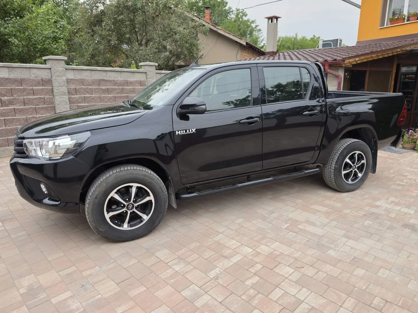 Toyota Hilux, снимка 3 - Автомобили и джипове - 55879899