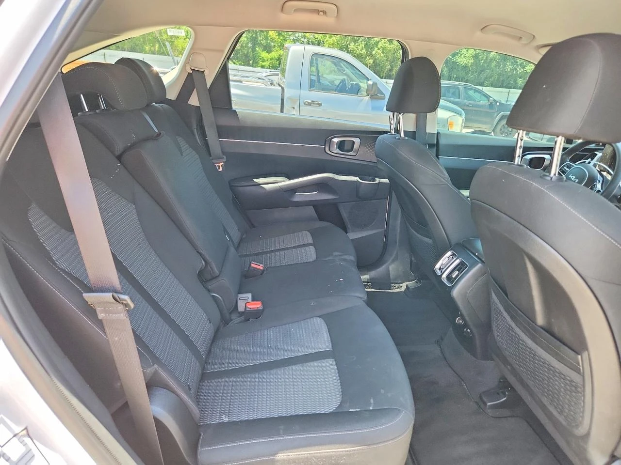 Kia Sorento 2.5l Lx, снимка 11 - Автомобили и джипове - 56041480