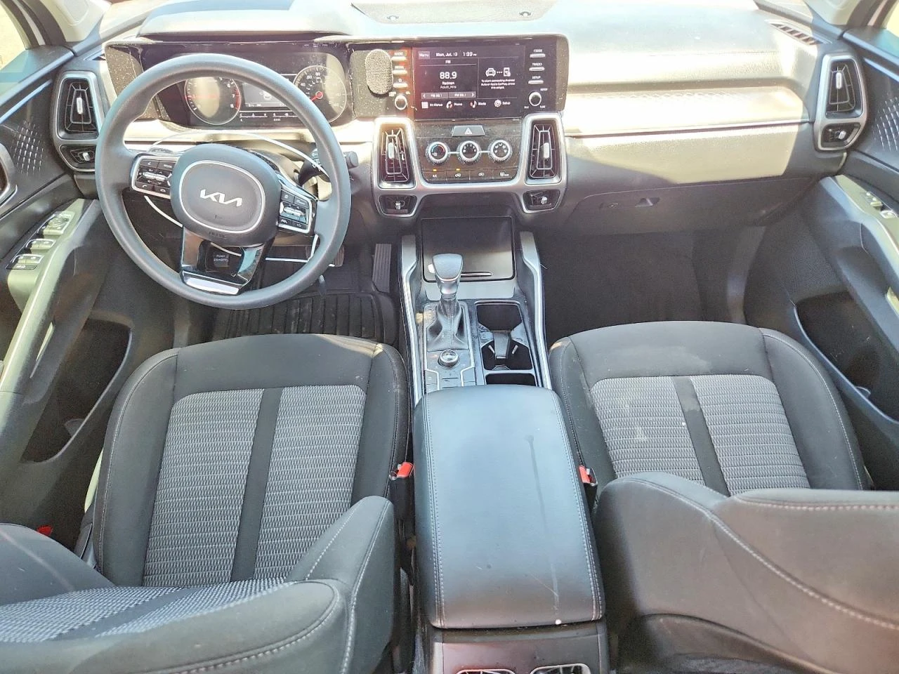 Kia Sorento 2.5l Lx, снимка 8 - Автомобили и джипове - 56041480