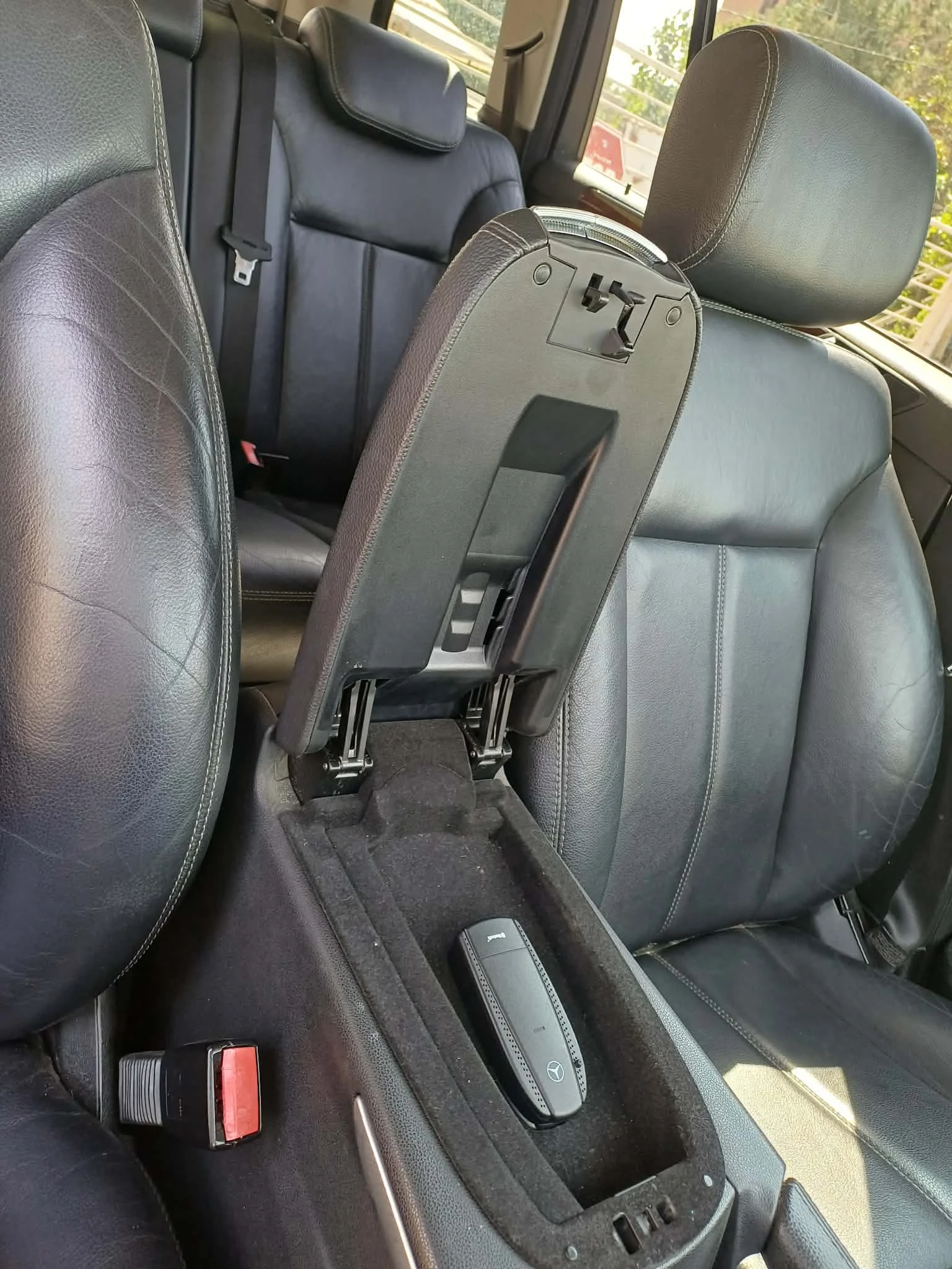 Mercedes-Benz GL 320, снимка 9 - Автомобили и джипове - 56081202