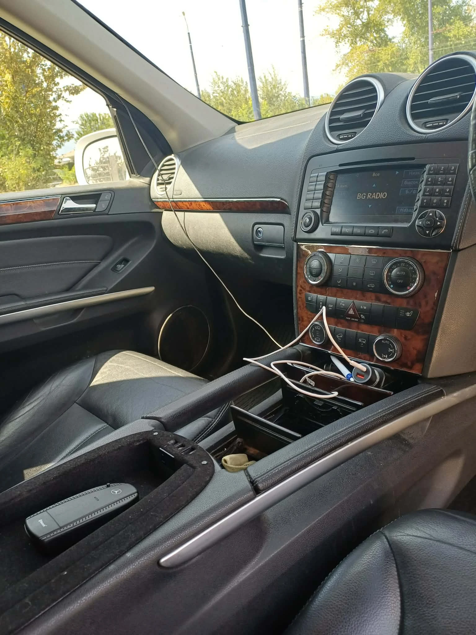 Mercedes-Benz GL 320, снимка 8 - Автомобили и джипове - 56081202