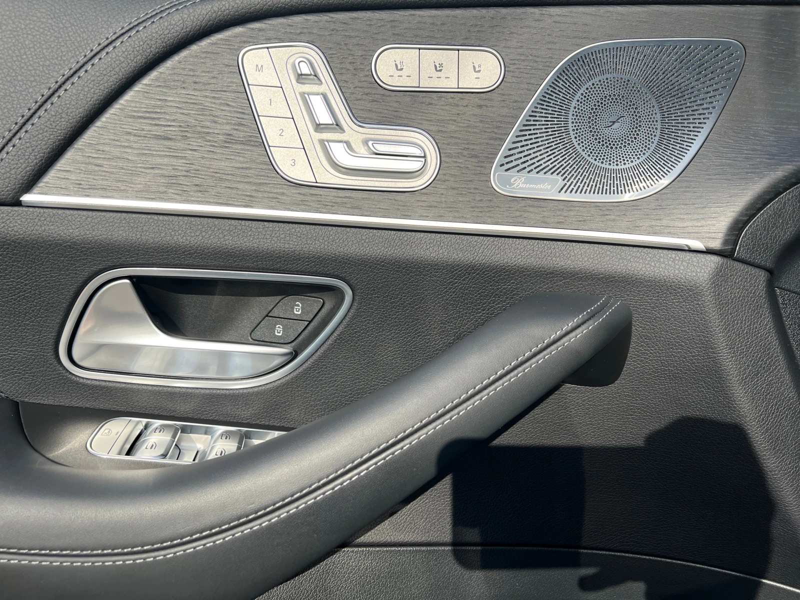 Mercedes-Benz GLE 53 4MATIC + 6+ 1, снимка 10 - Автомобили и джипове - 56280954