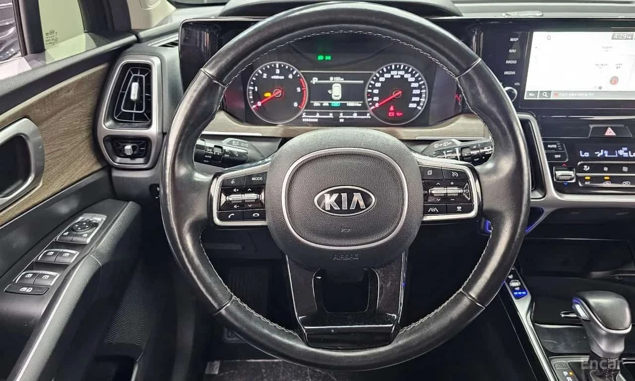 Kia Sorento * Diesel 2.2 4WD * , снимка 13 - Автомобили и джипове - 56715260