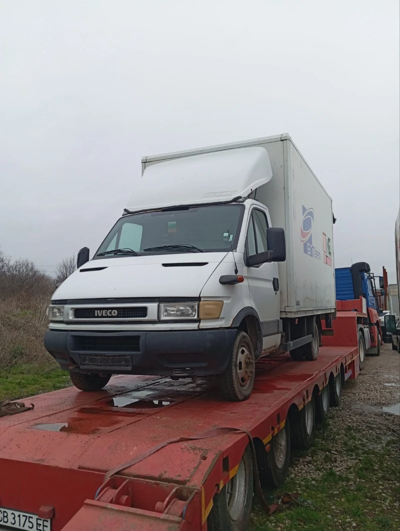Iveco Daily САМО ФУРГОНА, снимка 2 - Бусове и автобуси - 51422866