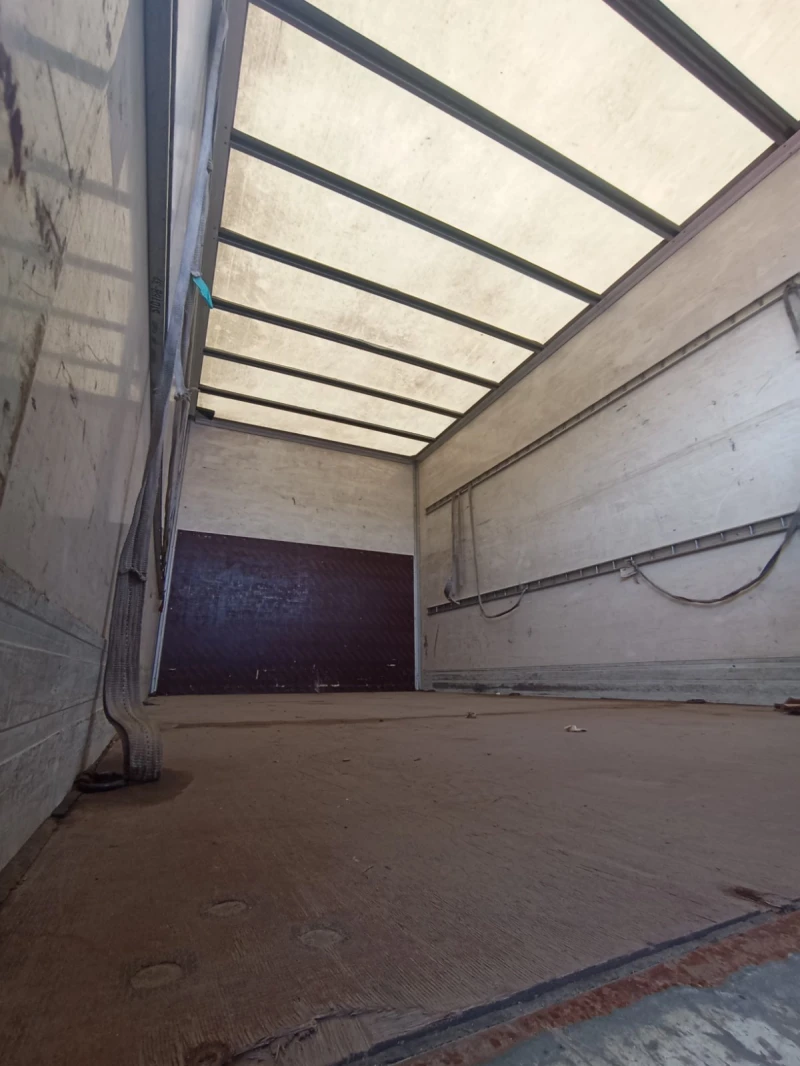 Iveco Daily САМО ФУРГОНА, снимка 3 - Бусове и автобуси - 51422866