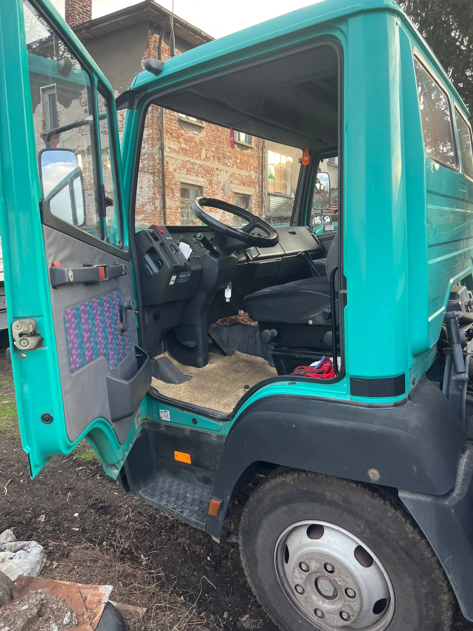 Mercedes-Benz 817  - изображение 9