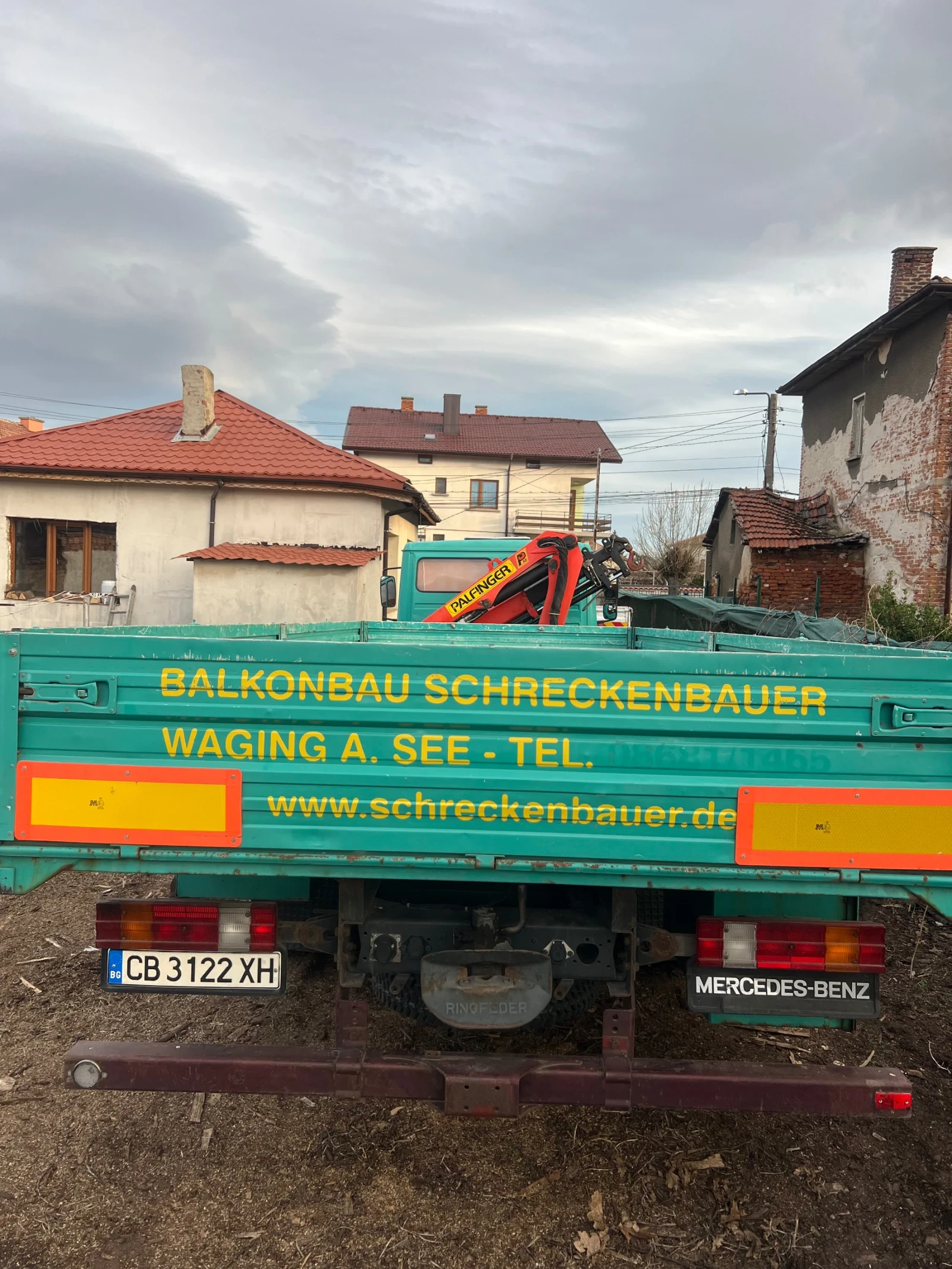 Mercedes-Benz 817  - изображение 7