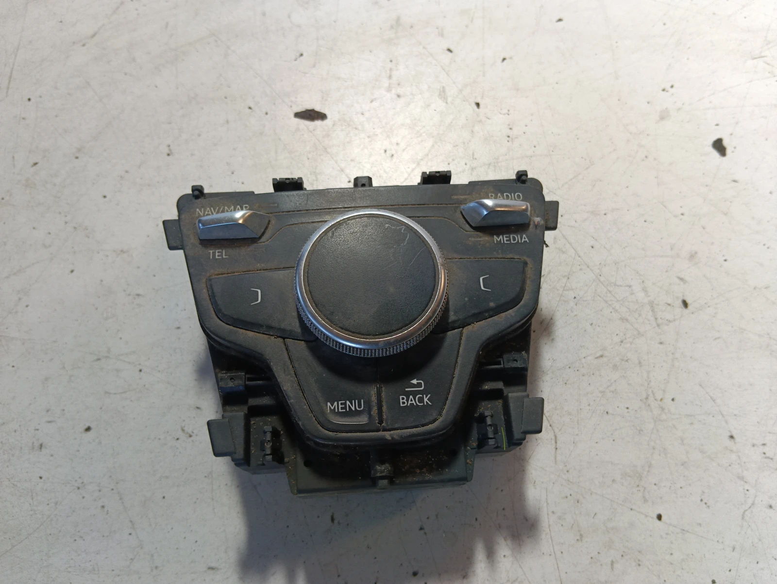 управление мултимедия 8W0919614J Audi A4