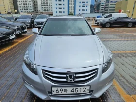 Honda Accord 3.5 8Th Generation, снимка 1