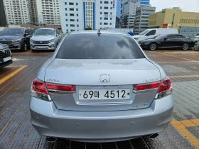 Honda Accord 3.5 8Th Generation, снимка 5