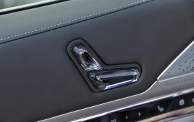 BMW 760 V8/SWAROWSKI/Xdrive/Theater Screen/Bowers&Wilkins - 130000 € / 254257.90 лв. - 15587351 9