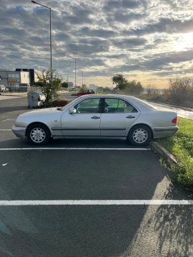 Mercedes-Benz E 200 - 1500 € / 2933.74 лв. - 24938889 3